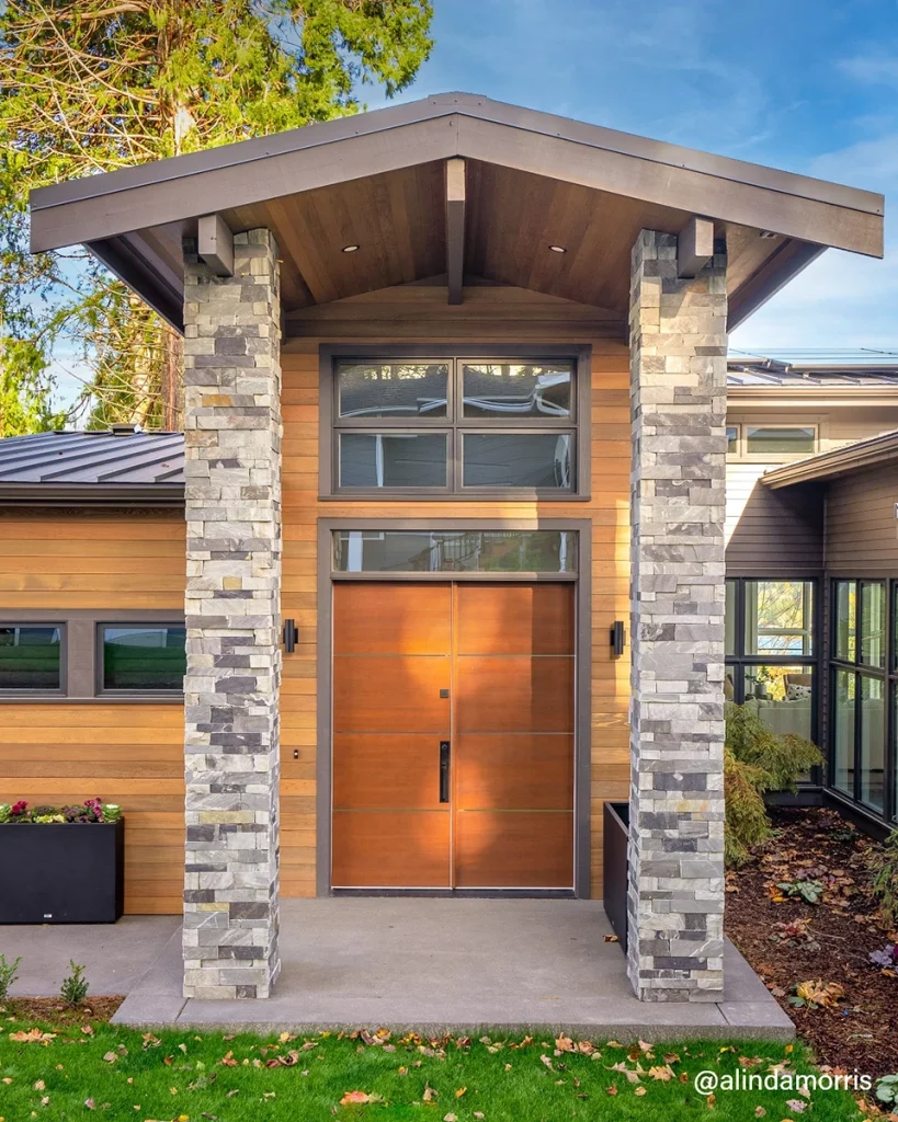 Simpson Door Company Exterior Horizontal Grain Contemporary in Douglas Fir with Metal Inlay